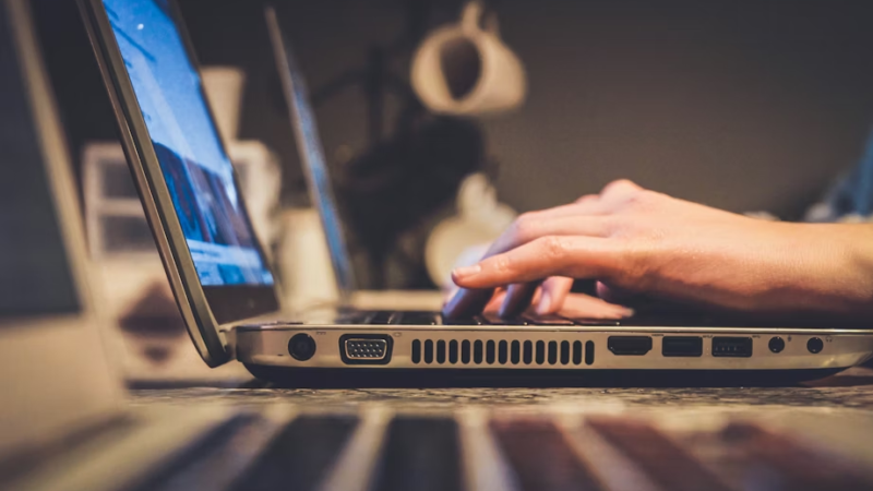 How Technology and the Internet Can Improve Your Life