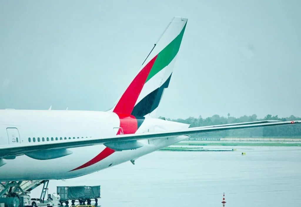 Dubai airport free WiFi guide — how to connect at DXB and DWC