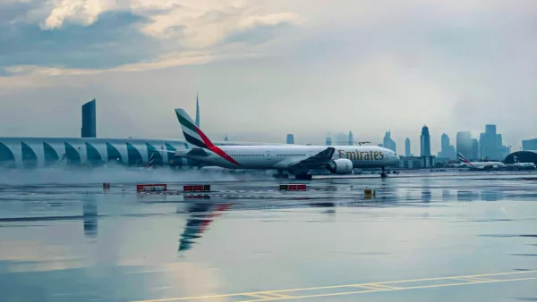 Dubai airport free WiFi guide — how to connect at DXB and DWC