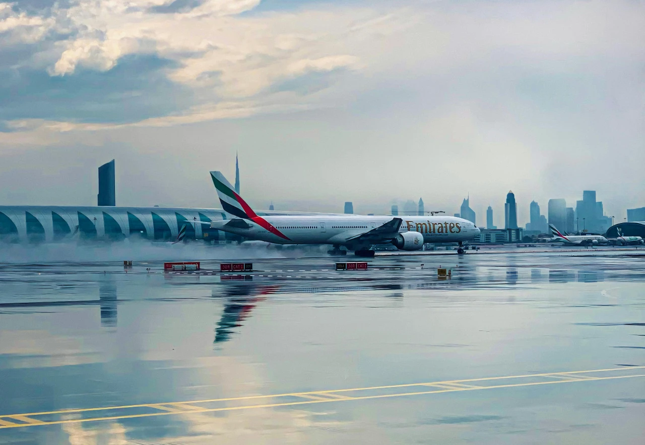 Dubai airport free WiFi guide — how to connect at DXB and DWC