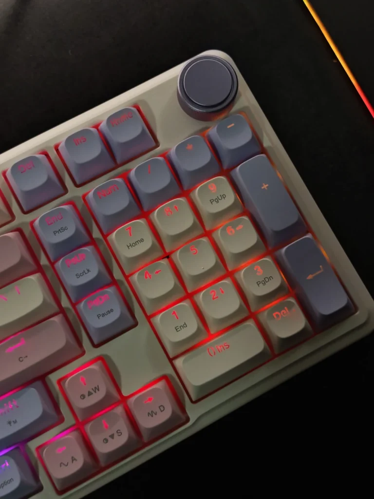 Redragon EISA K768 Review: A Compact Wireless Keyboard for Work and Gaming 25 Redragon EISA K768 Review