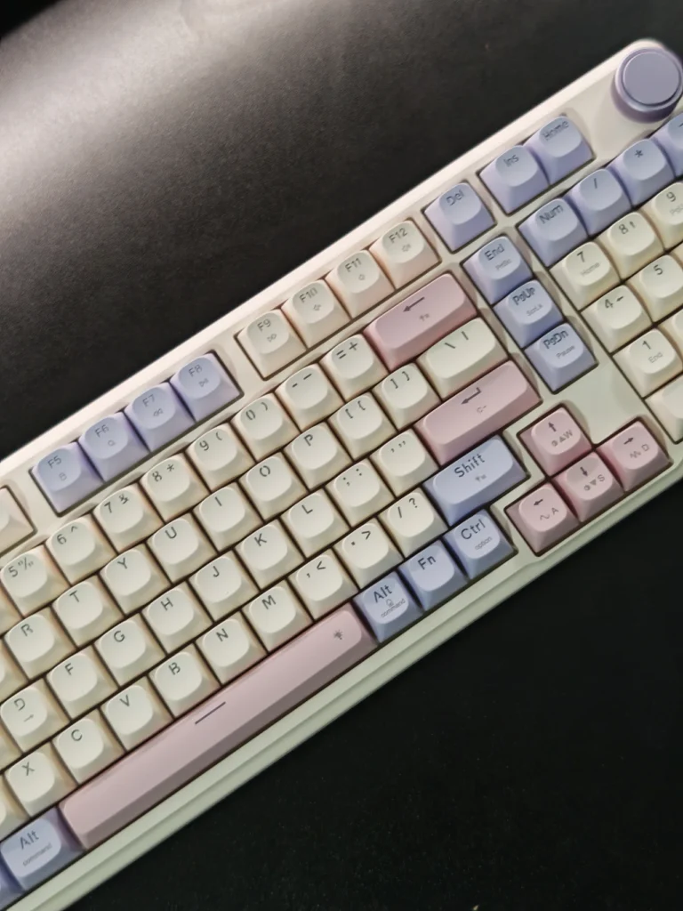 Redragon EISA K768 Review: A Compact Wireless Keyboard for Work and Gaming 22 Redragon EISA K768 Review